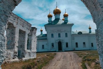 Настоятель Иннокентьевского храма посетил первый в Забайкалье Свято-Троицкий Селенгинский мужской монастырь