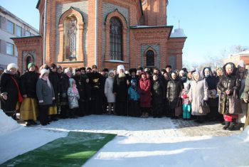 Правящий архиерей возглавил Божественную литургию в храме в честь святителя Иннокентия Иркутского