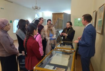 В актовом зале Хабаровской духовной семинарии прошла конференция, посвящённая 125-летию храма св. Иннокентия Иркутского