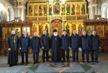 Экскурсию для сотрудников консульства КНДР организовали в старейшем храме Хабаровска