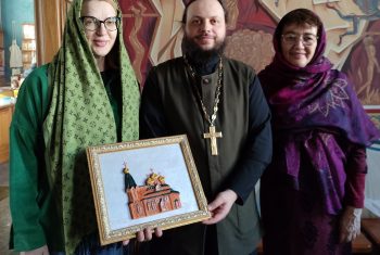 Герой керамических картин — Иннокентьевский храм