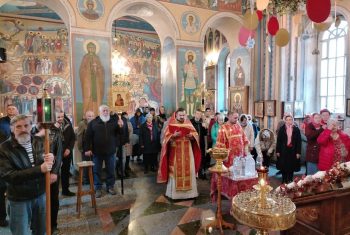 Малое освящение воды в день иконы Божией Матери «Живоносный источник»