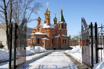 В этот день была освящена Градо-Хабаровская Иннокентьевская церковь